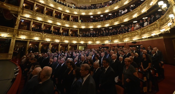 Poslední rozloučení s nejúspěšnější českou olympioničkou a bojovnicí za svobodu Věrou Čáslavskou, 12. září 2016.