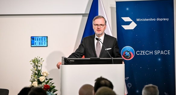 Premiér Fiala při projevu na zahájení projektu Česká cesta do vesmíru zdůraznil význam kosmického průmyslu pro ČR, 20. června 2024.
