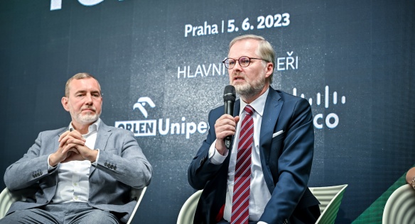 Premiér Petr Fiala vystoupil s projevem na konferenci reVize Česka, 5. června 2023.