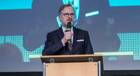 Premiér Petr Fiala vystoupil s projevem během 19. sněmu Svazu měst a obcí, 19. května 2023.