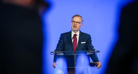 Předseda vlády Petr Fiala vystoupil s projevem k delegátům a hostům sněmu Hospodářské komory, 13. června 2024.