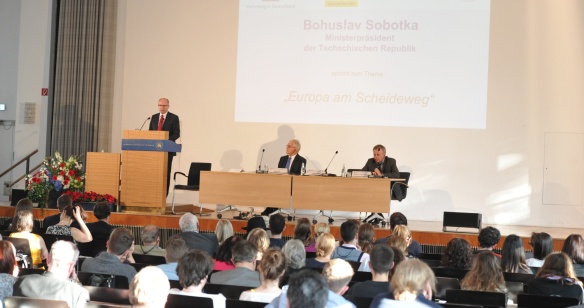 Premiér Bohuslav Sobotka přednesl projev na Humboldtově univerzitě v Berlíně, 4. května 2015.