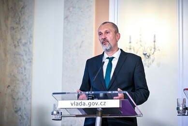 Ministr pro legislativu a předseda Legislativní rady vlády Michal Šalomoun na TK po jednání vlády 7. 5. 2024