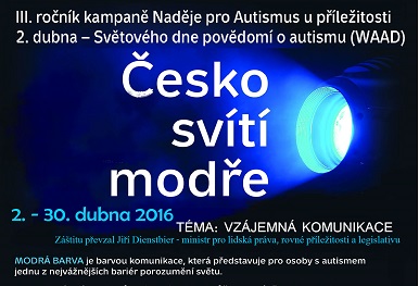 Česko svítí modře – plakát 2016