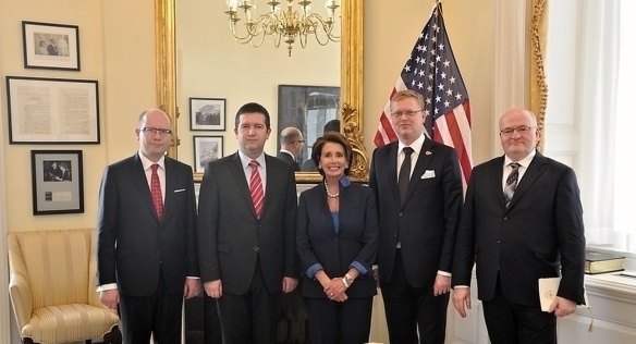 Vicepremiér Bělobrádek na slavnostním odhalení Havlovy busty v americkém Kongresu