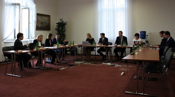 Negotiations with the European Commission: Technical support for reforms and preparations of the Czech EU presidency