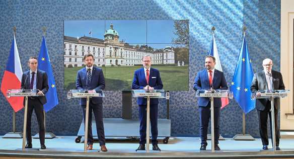 Tisková konference po jednání vlády, 13. dubna 2022.