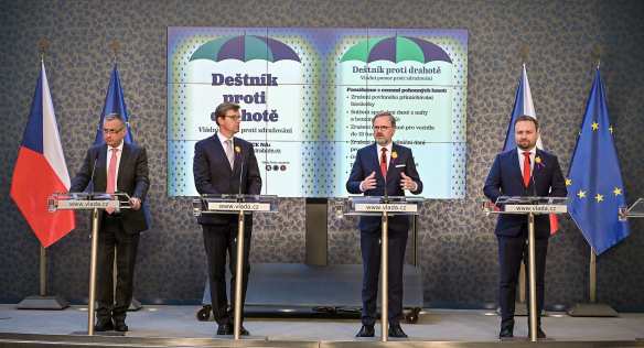 Tisková konference po jednání vlády, 11. května 2022.