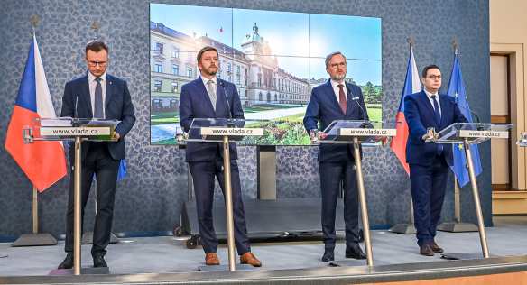 Tisková konference po jednání vlády, 12. října 2022.
