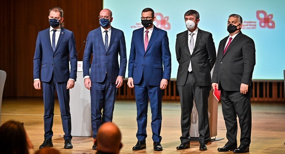 The Prime Ministers of the V4 together with the President of the European Council Ch. Michel, 17 February 2021.