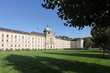 Strakova akademie - říjen 2011