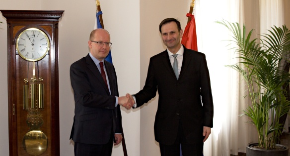 Premiér Sobotka se 6. května 2016 setkal s ministrem zahraničních věcí Chorvatské republiky Miro Kovačem.