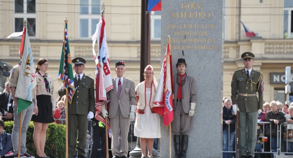 Vzpomínkový akt Díky Ameriko k 70. výročí osvobození města Plzně, 6. května 2015.