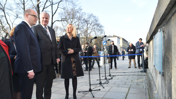 On 10 March 2016, Prime Minister Bohuslav Sobotka visited the building in Munich where the Munich Agreement was signed.