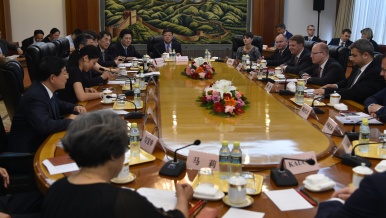 Předseda vlády Bohuslav Sobotka jednal s ministrem Národní rozvojové a plánovací komise Xu Shaoshi, 16. června 2016.