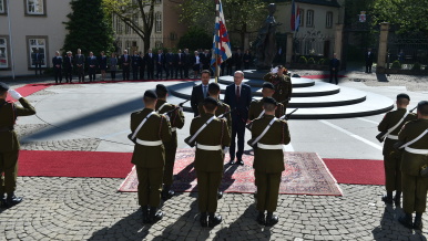 Prime Minister Sobotka holds talks with Xavier Bethel, Prime Minister of the Grand Duchy of Luxembourg, 10 May 2017.