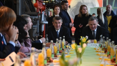 Členové vlády jednali s Radou Zlínského kraje o hlavních tématech kraje.