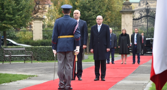 Premiér Bohuslav Sobotka se v úterý 13. října 2015 setkal s předsedou vlády Albánské republiky Edim Ramou. 