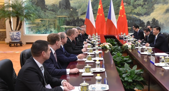 Premiér Sobotka jednal s čínským prezidentem Si Ťin-pchingem o strategickém partnerství obou zemí 