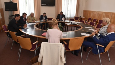 Schůzka zástupců parlamentních stran k budoucí reformě EU, 5. září 2016.
