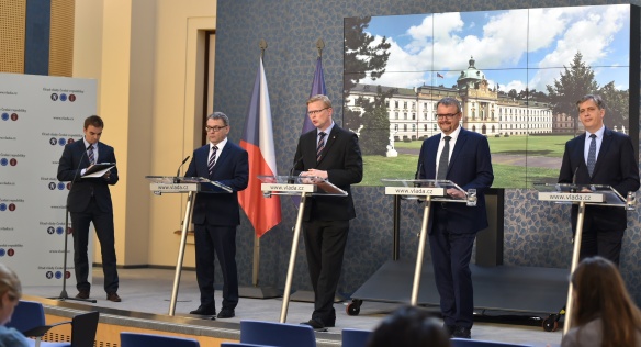 Tisková konference po jednání vlády 11. července 2016.