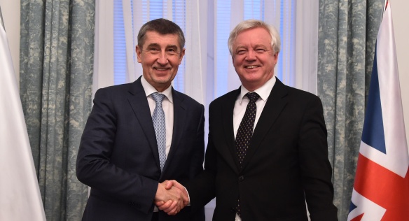 Předseda vlády Andrej Babiš se setkal s ministrem pro vystoupení Velké Británie z EU Davidem Davisem, 14. března 2018.