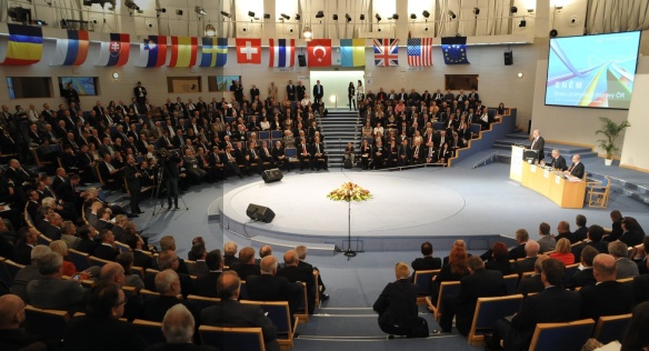 Premiér Sobotka se v pondělí 29. září 2014 zúčastnil Sněmu Svazu průmyslu a dopravy ČR v Brně.