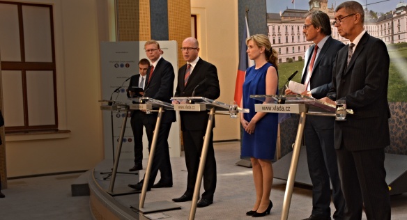 Tisková konference po jednání vlády 31. srpna 2015.
