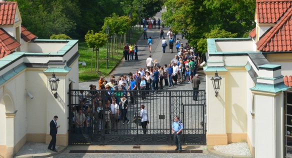 Den otevřených dveří Kramářovy vily dne 16. května 2015.
