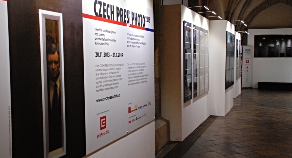 Hlavní cenu Czech Press Photo 2013 získal Michal Kamaryt z ČTK, 19. listopadu 2013.