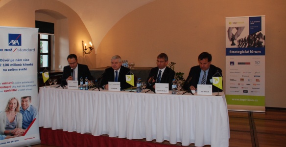 Premiér vystoupil na Startegickém fóru 5. prosince 2013.