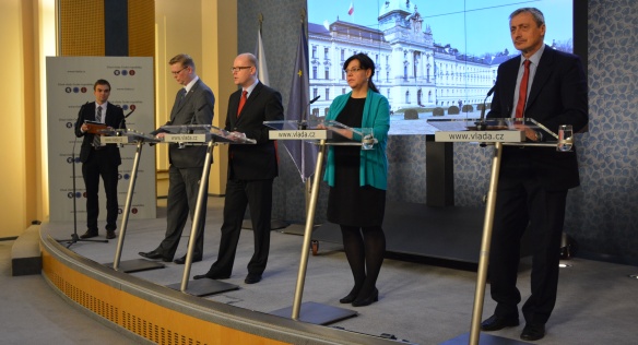 Tisková konference po jednání vlády 17. února 2016.