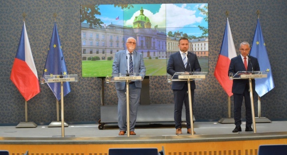 Tripartita se zabývala aktuálními problémy, například důsledky situace na Ukrajině či situací na trhu práce, 21. června 2022.