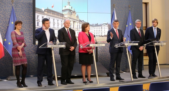 Tisková konference po jednání Bezpečnostní rady státu, na které zástupci vlády vyhlásili nová preventivní opatření proti koronaviru, 9. března 2020.