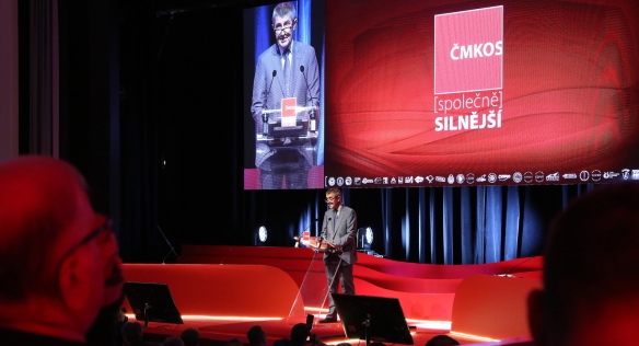 Premiér Andrej Babiš se zúčastnil slavnostního zahájení VII. sjezdu Českomoravské konfederace odborových svazů, 27. dubna 2018.