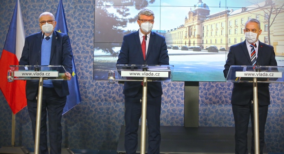 Tisková konference po mimořádném jednání tripartity, 27. ledna 2021.
