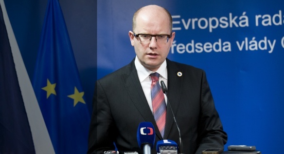 Premiér Sobotka před jednáním s čelními představiteli dalších států EU. Zdroj: Evropská rada