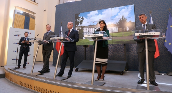 Tisková konference po jednání vlády 22. června 2016.