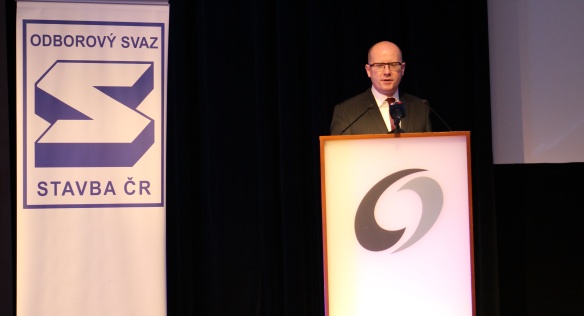 Předseda vlády Bohuslav Sobotka se v pátek 6. února 2015 zúčastnil zahájení VII. sjezdu Odborového svazu Stavba ČR.