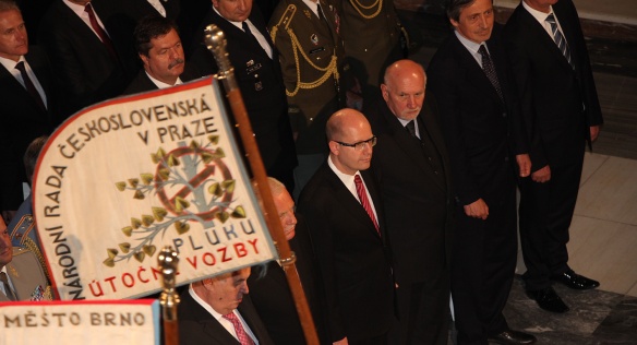 Premiér Bohuslav Sobotka uctil na Vítkově památku padlých vojáků v 1. světové válce, 24. června 2014.