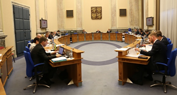 Před jednáním vlády, 17. října 2016.