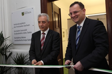 Premiér Petr Nečas se zúčastnil slavnostního otevření Saské kontaktní kanceláře v Lužickém semináři v Praze, 18. června 2012