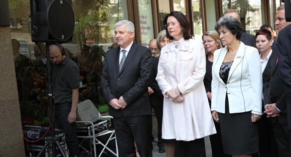 Předseda vlády Jiří Rusnok se 21. srpna 2013 zúčastnil pietního aktu u Českého rozhlasu k 45. výročí srpnové invaze do Československa. 