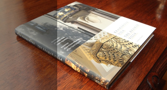 Premiér a prezident pokřtili 16. prosince 2013 knihu Herberta Slavíka Kramářova vila – Rezidence předsedy vlády České republiky.