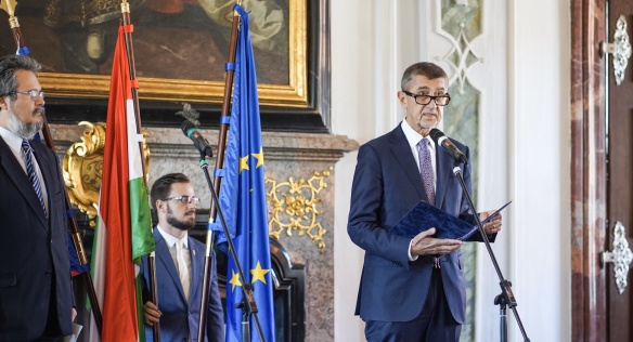 Premiér Babiš se zúčastnil oslav výročí maďarské revoluce, 16. října 2019