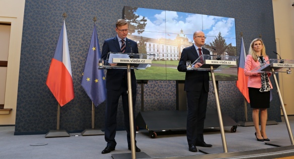 Tisková konference po jednání vlády, 18. dubna 2016.