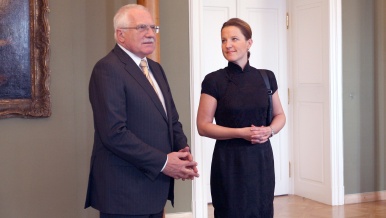 Prezident Václav Klaus přijal místopředsedkyni vlády Karolínu Peake