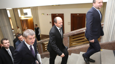 Prime Minister Andrej Babiš introduced Jiří Milek in the office of minister of agriculture, 18 December 2017.