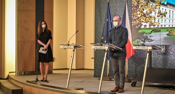Tisková konference po mimořádném jednání vlády, 10. prosince 2020.