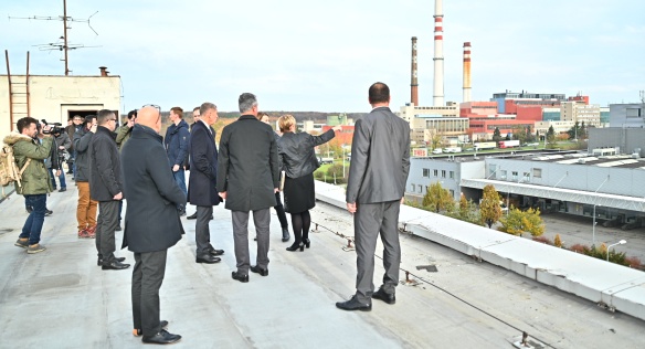 Premiér Babiš si prohlíží areál České pošty, další možnou lokalitu pro nový státní administrativní komplex, 15. listopadu 2019.